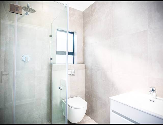 4 BEDROOM FREEHOLD FOR SALE IN SANDOWN